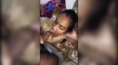 Desi bhabhi gives hot blowjob devar